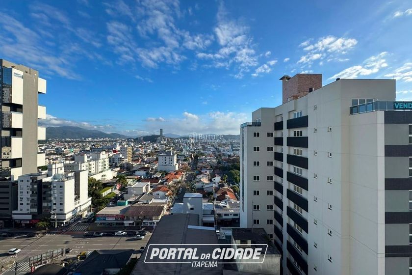 Apartamento &agrave; venda - 123m&sup2; - Centro