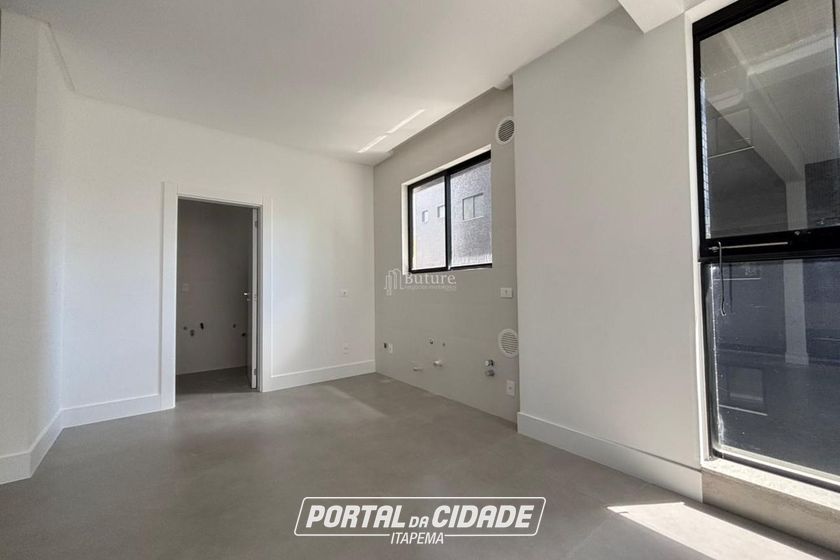 Apartamento &agrave; venda - 177m&sup2; - Meia Praia