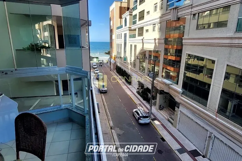 Apartamento para alugar - 106m&sup2; - MEIA PRAIA