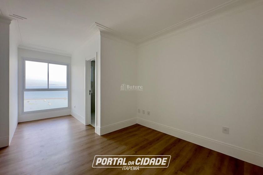 Apartamento &agrave; venda - 190m&sup2; - Centro