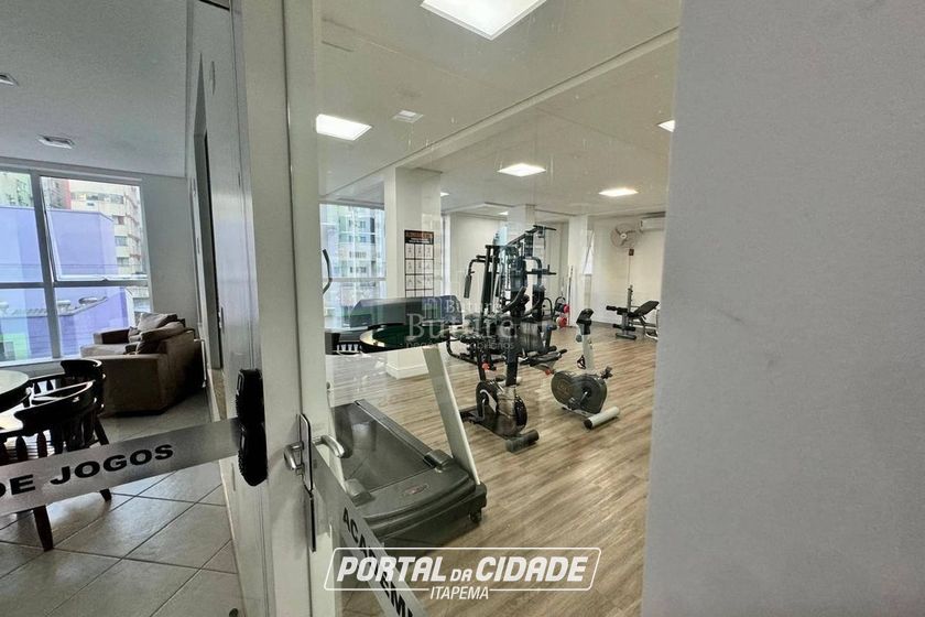 Apartamento &agrave; venda - Meia Praia