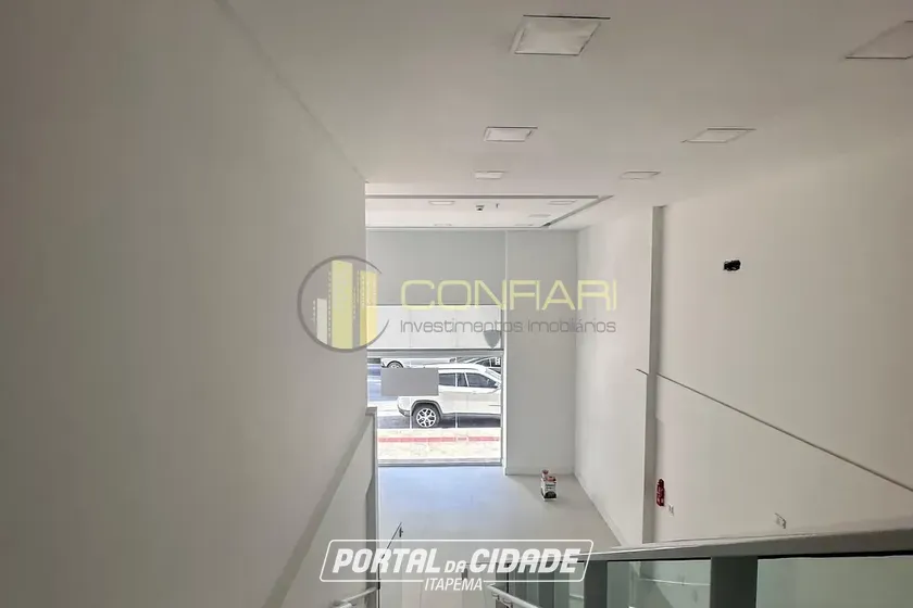 Sala Comercial para alugar - 116m&sup2; - Meia praia