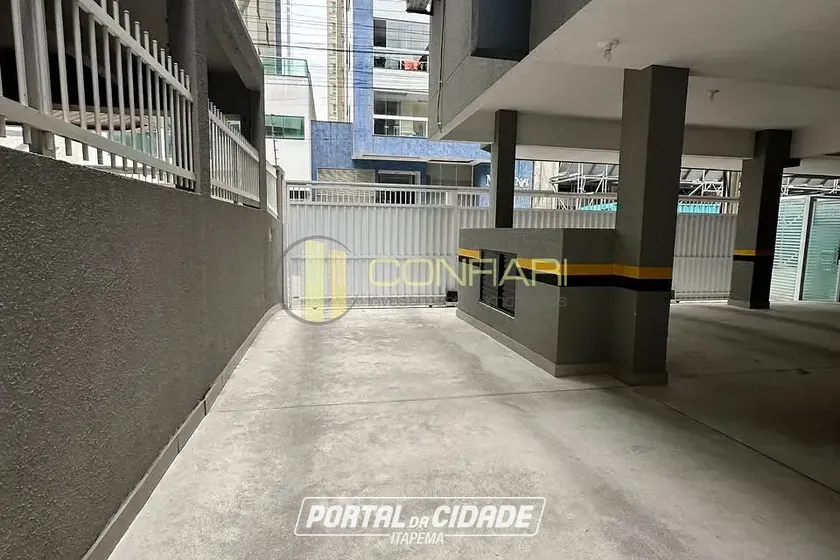 Apartamento para alugar - 103m&sup2; - Meia Praia