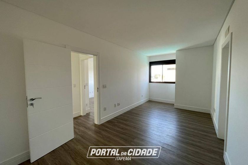 Apartamento &agrave; venda - Meia Praia