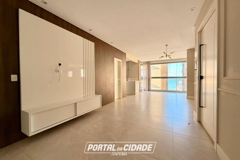 Apartamento &agrave; venda - 114m&sup2; - Meia Praia