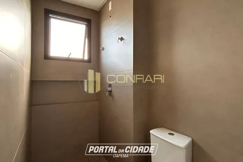 Apartamento &agrave; venda - 198m&sup2; - meia praia