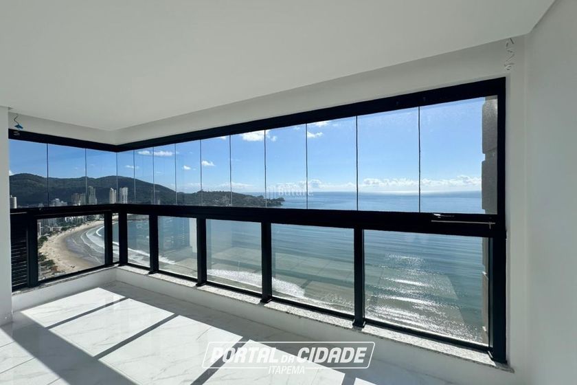 Apartamento &agrave; venda - 208m&sup2; - Centro