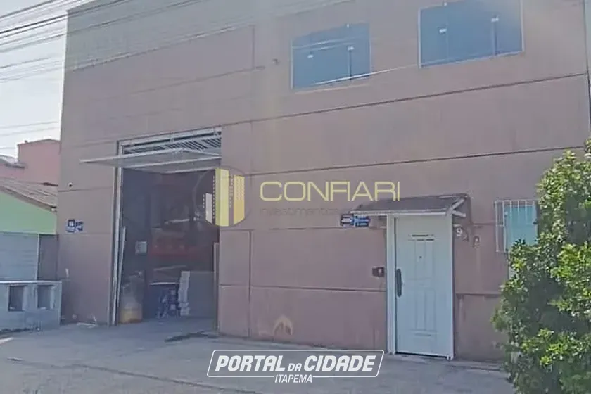Sal&atilde;o Comercial para alugar - 204m&sup2; - Morretes
