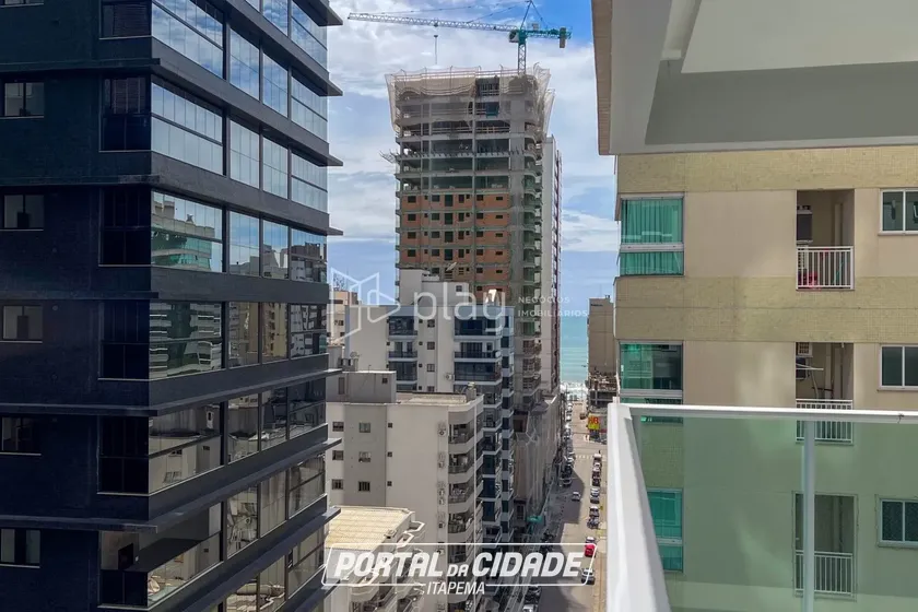 Apartamento &agrave; venda - 160m&sup2; - Meia Praia