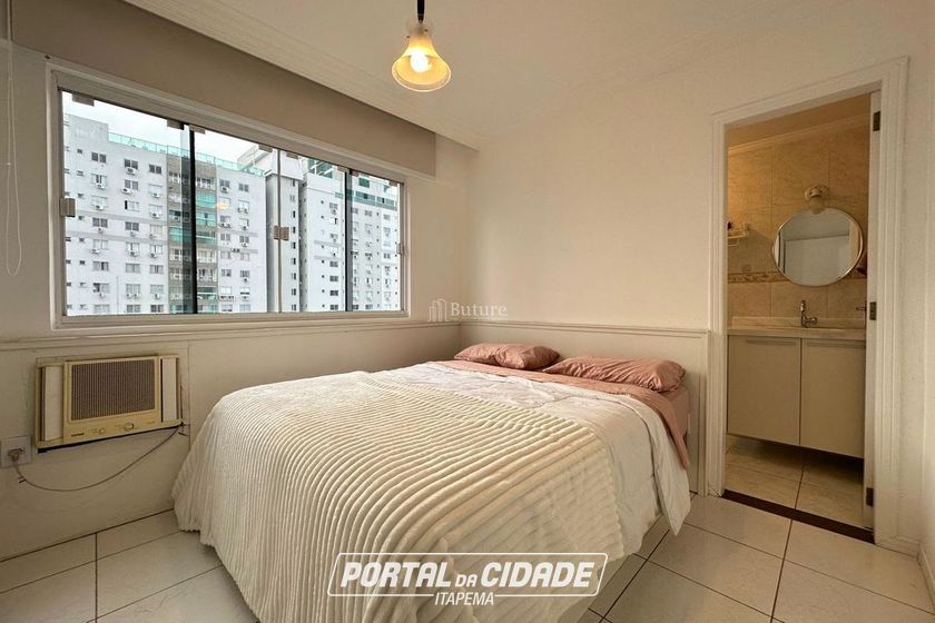 Apartamento &agrave; venda - 165m&sup2; - Centro