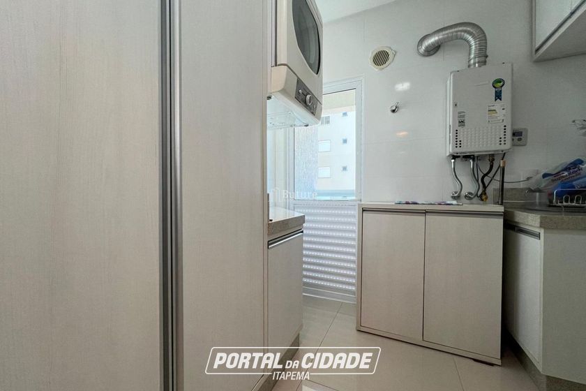 Apartamento &agrave; venda - 208m&sup2; - Meia Praia
