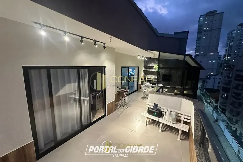 Apartamento &agrave; venda - 186m&sup2; - Meia Praia