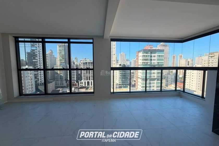 Apartamento &agrave; venda - Meia Praia