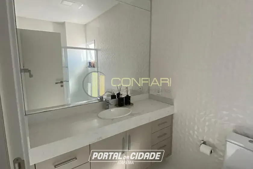 Apartamento &agrave; venda - 222m&sup2; - Centro