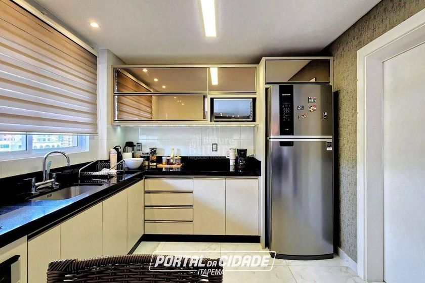 Apartamento &agrave; venda - Meia Praia