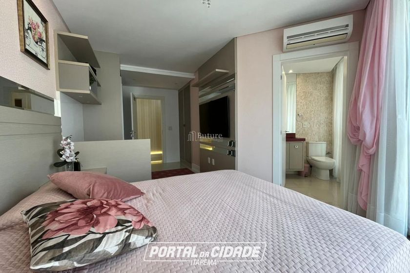 Apartamento &agrave; venda - 229m&sup2; - Meia Praia