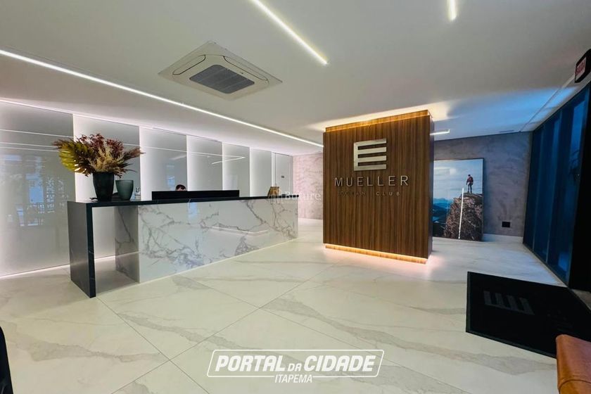 Apartamento &agrave; venda - 222m&sup2; - Centro