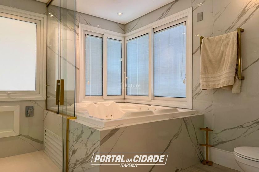 Casa &agrave; venda - 1200m&sup2; - Praia Brava
