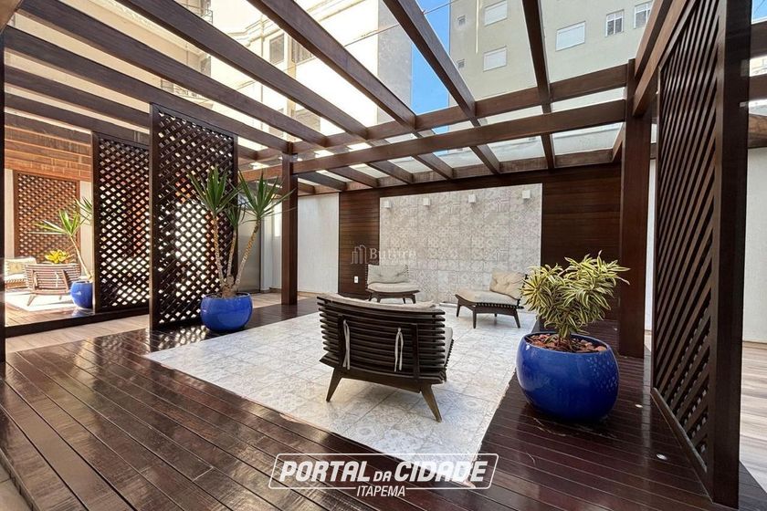 Apartamento &agrave; venda - 208m&sup2; - Meia Praia