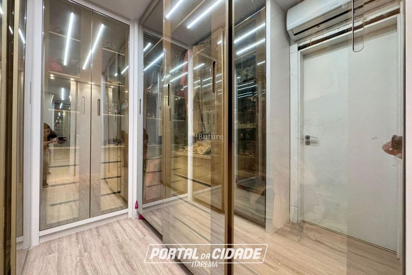 Apartamento &agrave; venda - 476m&sup2; - Meia Praia