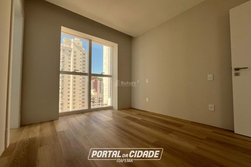 Apartamento &agrave; venda - 151m&sup2; - Pioneiros