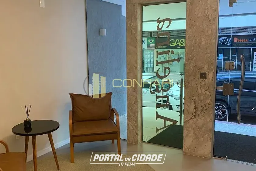 Apartamento &agrave; venda - 206m&sup2; - Meia Praia