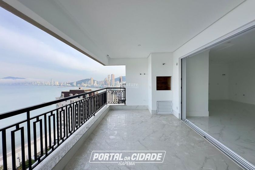 Apartamento &agrave; venda - 190m&sup2; - Centro