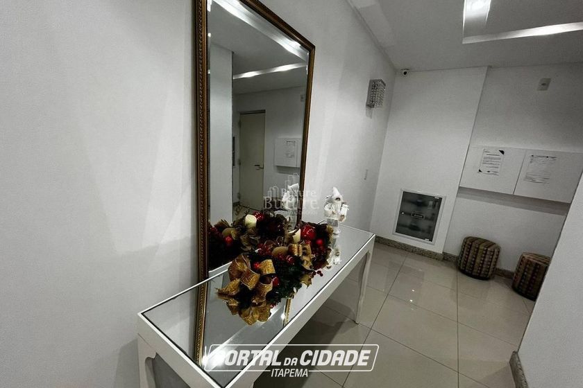 Apartamento &agrave; venda - Meia Praia