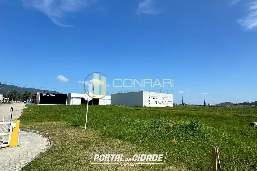 Terreno &agrave; venda - 646m&sup2; - Sert&atilde;o Santa Luzia