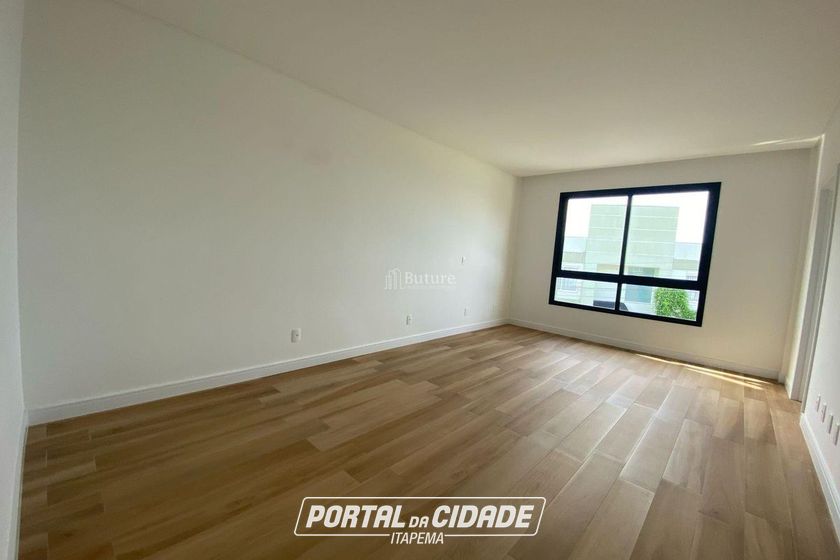 Casa &agrave; venda - 200m&sup2; - 