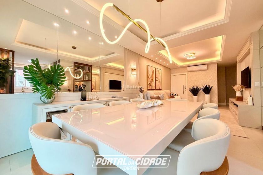 Apartamento &agrave; venda - 141m&sup2; - Meia Praia