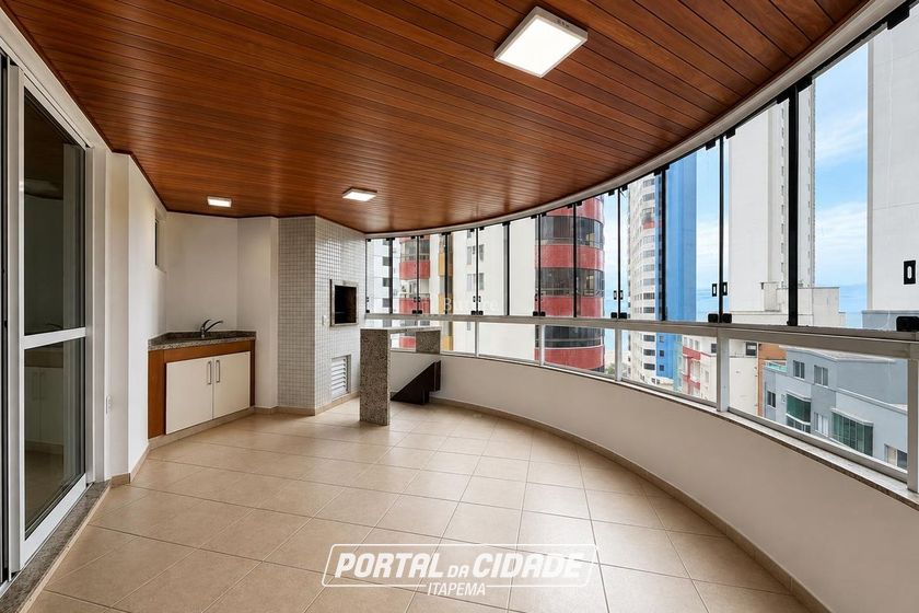 Apartamento &agrave; venda - 126m&sup2; - Centro