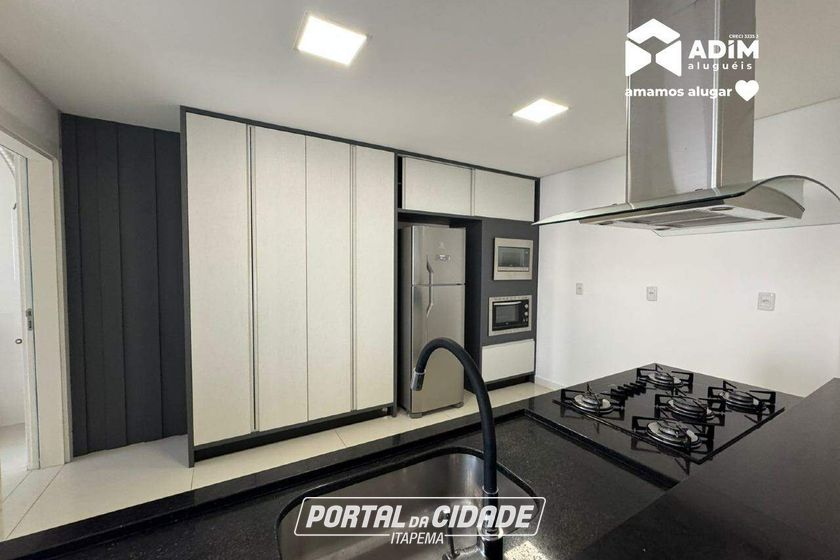 Apartamento para alugar - 190m&sup2; - Meia Praia