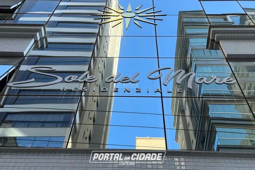 Apartamento &agrave; venda - 140m&sup2; - Meia Praia
