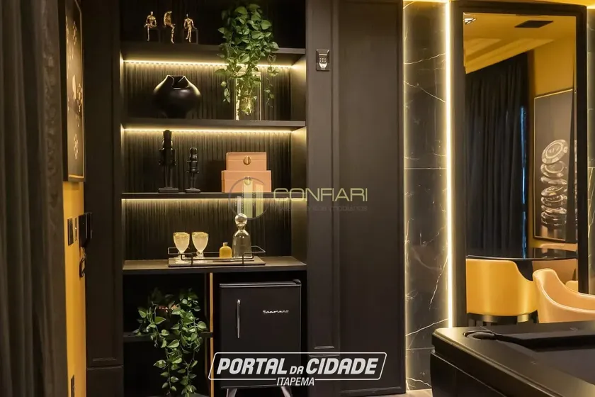 Apartamento &agrave; venda - 135m&sup2; - meia praia