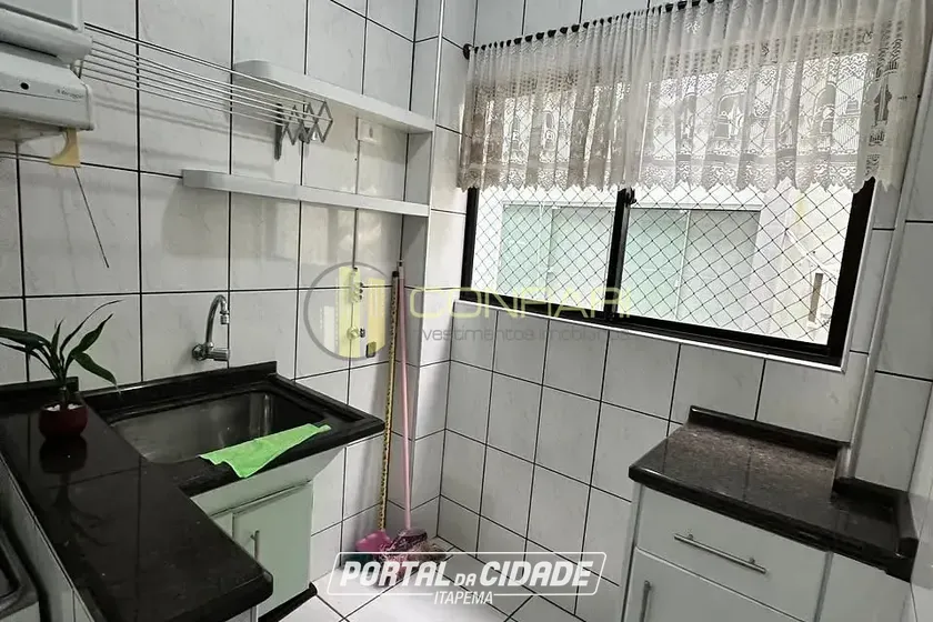 Apartamento para alugar - 103m&sup2; - Meia Praia