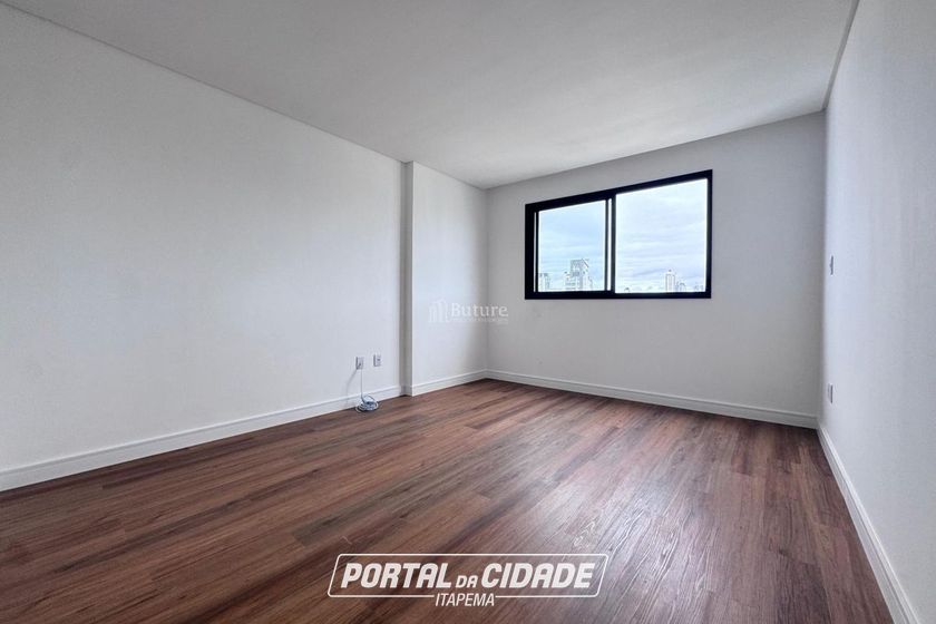 Apartamento &agrave; venda - 170m&sup2; - Centro