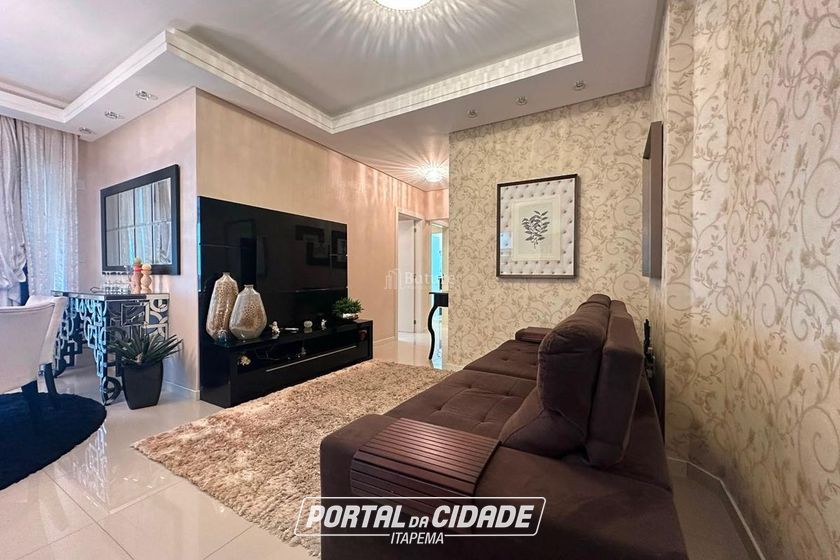 Apartamento &agrave; venda - 116m&sup2; - Meia Praia