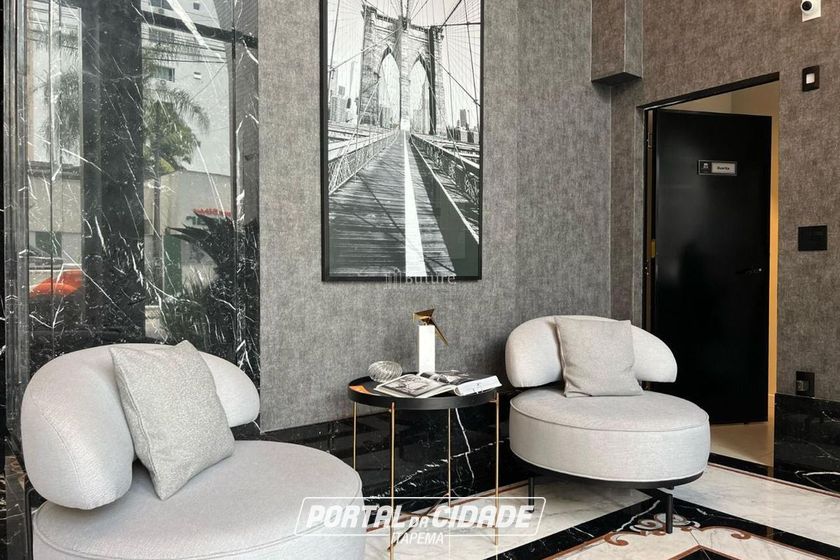Apartamento &agrave; venda - 162m&sup2; - Meia Praia