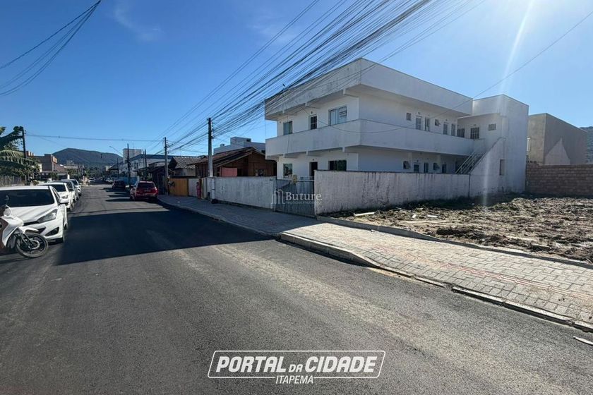 Terreno &agrave; venda - 272m&sup2; - Morretes