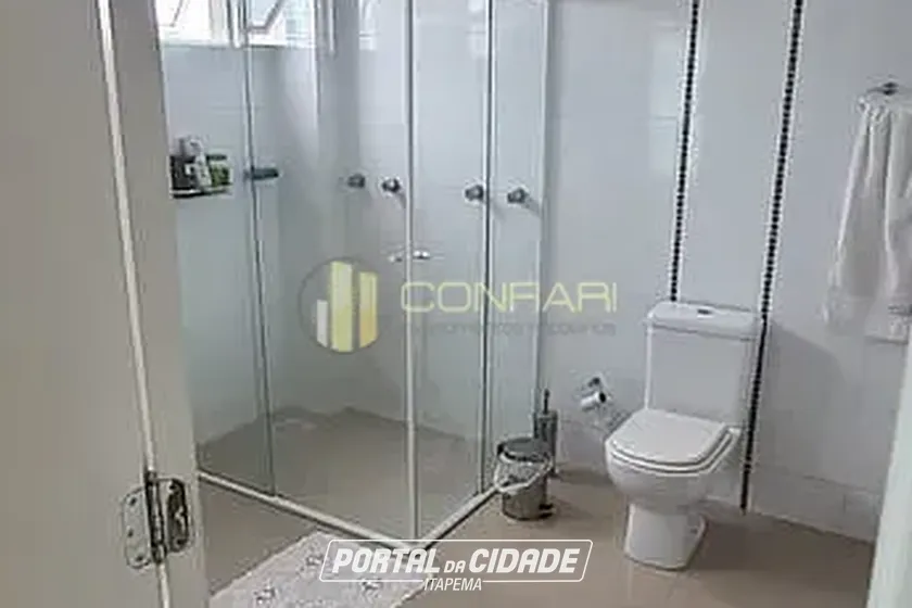 Apartamento &agrave; venda - 150m&sup2; - Meia Praia
