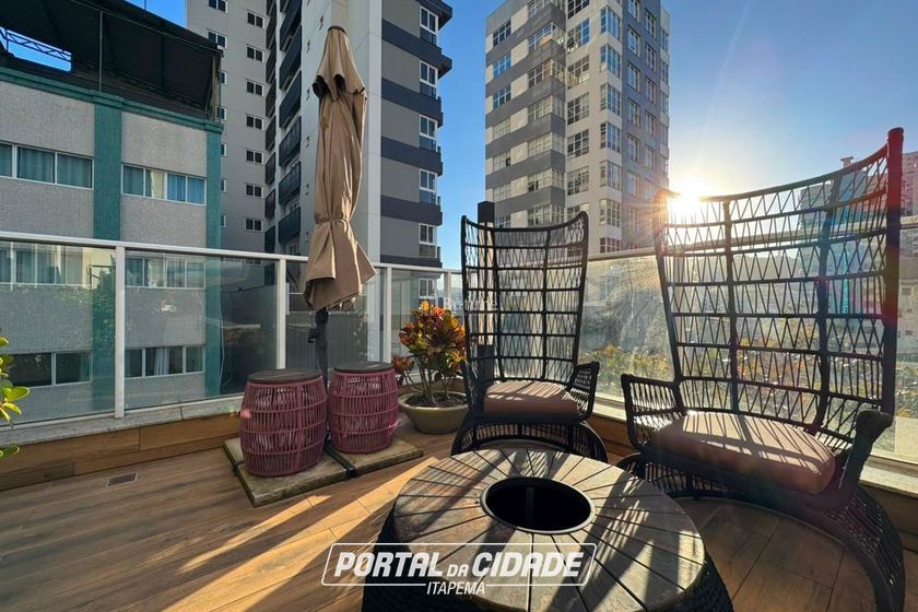 Apartamento &agrave; venda - 123m&sup2; - Centro