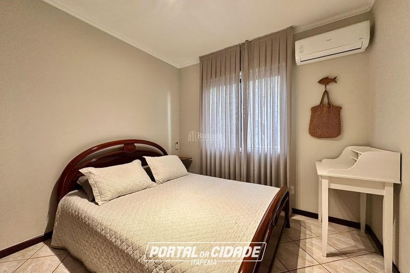 Apartamento &agrave; venda - 115m&sup2; - Meia Praia