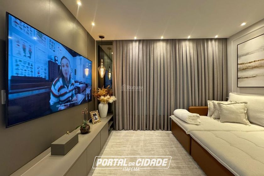 Apartamento &agrave; venda - 142m&sup2; - Meia Praia