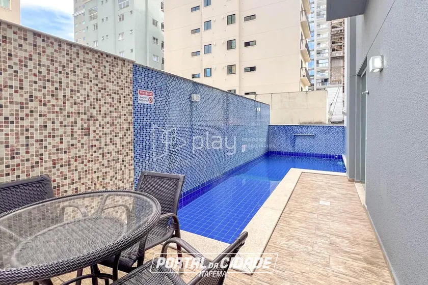 Apartamento &agrave; venda - 85m&sup2; - Meia Praia