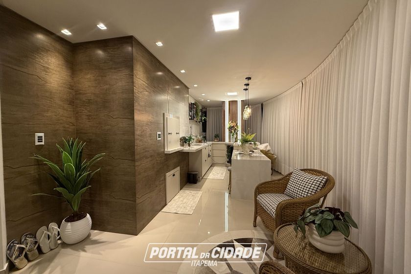 Apartamento &agrave; venda - 171m&sup2; - Meia Praia