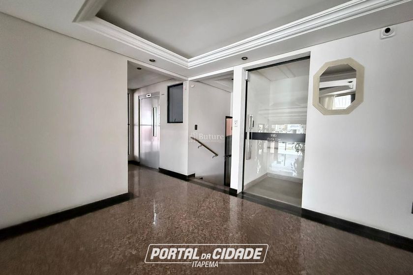 Apartamento &agrave; venda - 120m&sup2; - Centro
