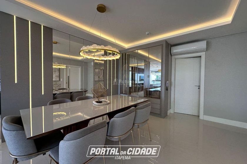 Apartamento &agrave; venda - 187m&sup2; - Meia Praia
