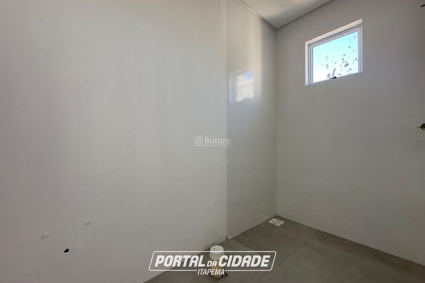 Apartamento &agrave; venda - 158m&sup2; - Meia Praia