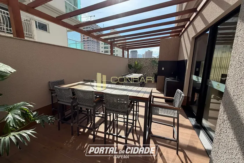 Apartamento &agrave; venda - 103m&sup2; - meia praia